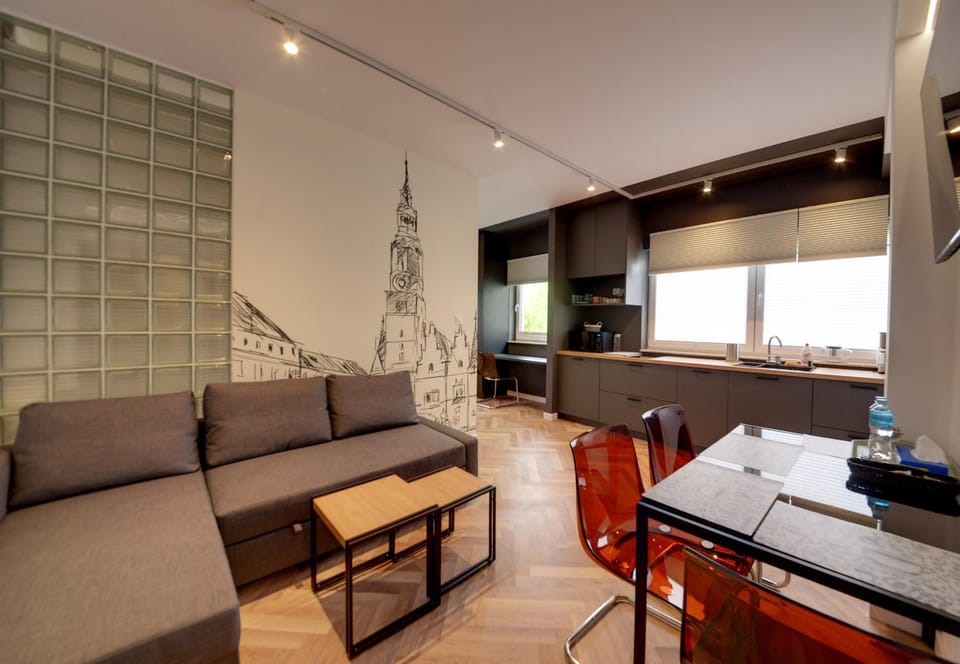 Kitchen or kitchenette, Living room, Seating area, Dining area