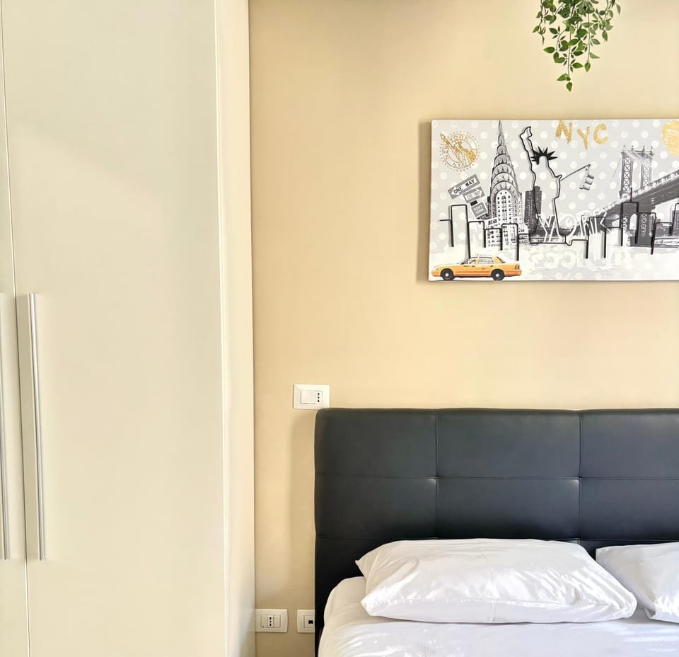 Enjoy Ponte Lungo House in Rome