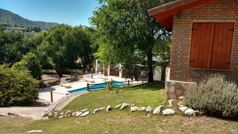 Cabañas Los Gauchitos Nature lodge in La Falda