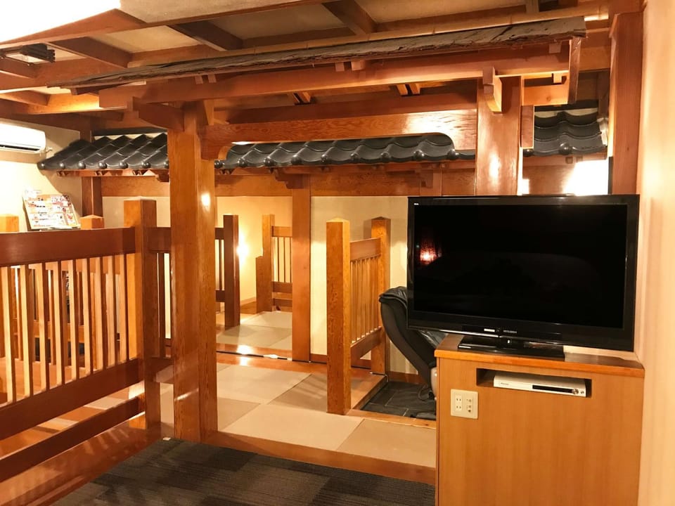 TV and multimedia