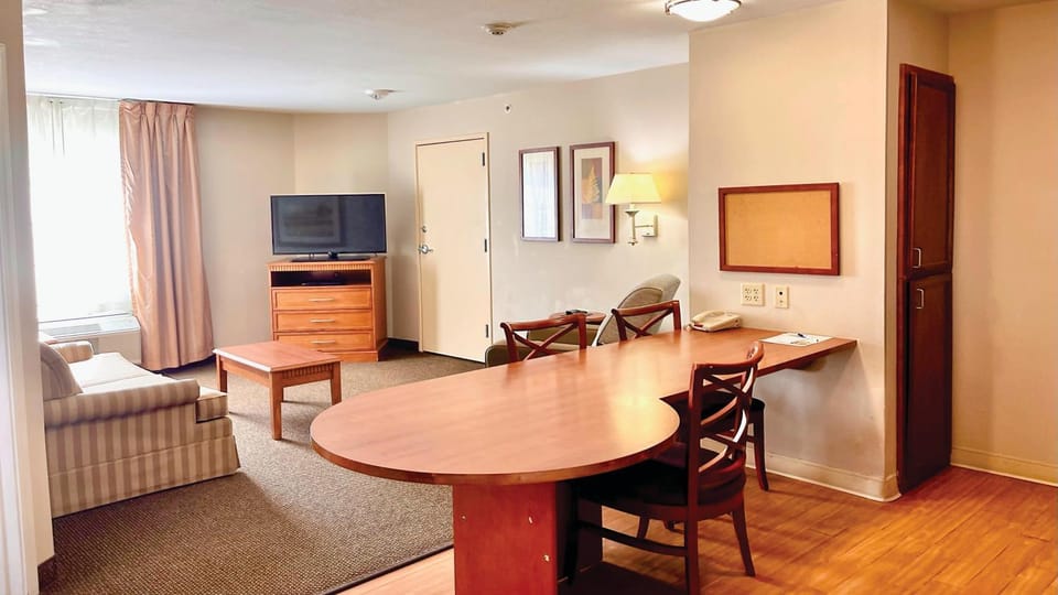 Candlewood Suites San Antonio NW Near SeaWorld by IHG Hotel in San Antonio