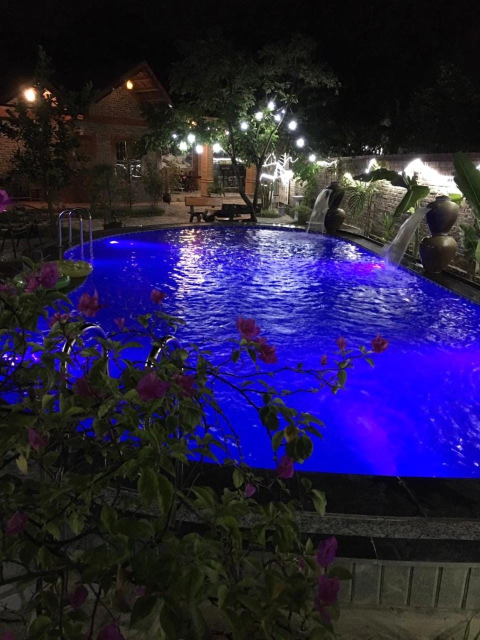 Swimming pool, Swimming pool