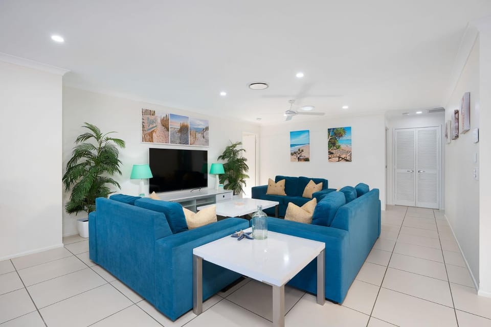 22 Sorrento Avenue House in Coolum Beach