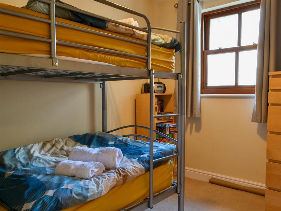 bunk bed