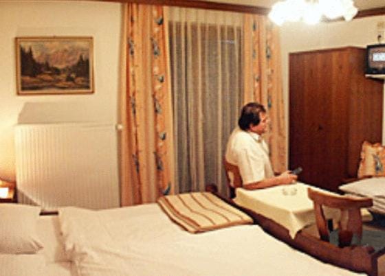 Gasthof Karlwirt Bed and Breakfast in Salzburgerland
