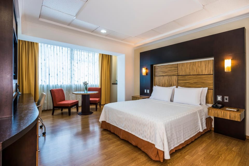 Bed, Photo of the whole room, Decorative detail, Bedroom
