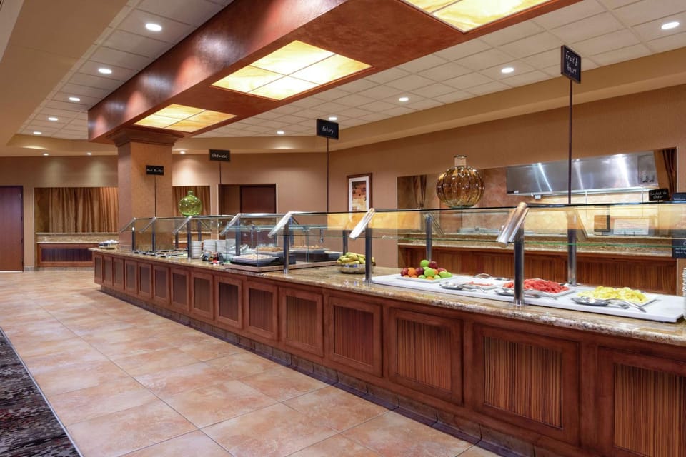 Dining area, Breakfast