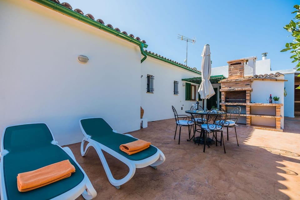 BBQ facilities, Balcony/Terrace