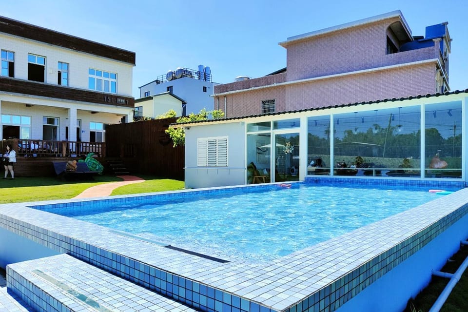 Ecotourism skim month B & B Vacation rental in Kaohsiung