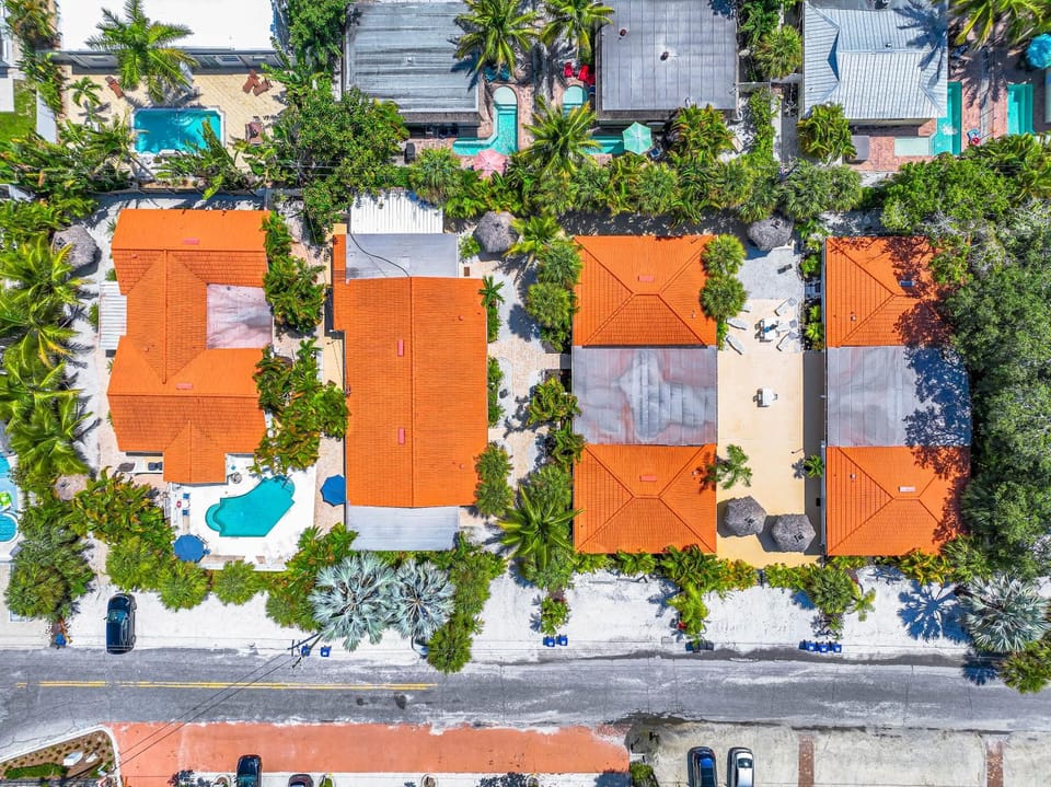 Property building, Day, Bird's eye view