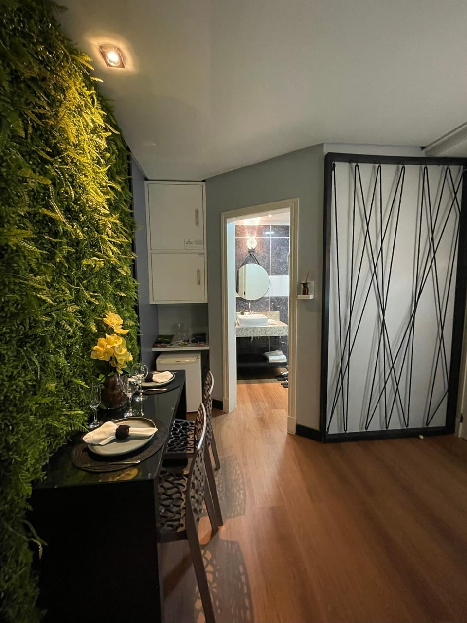 Bathroom, Dining area, minibar, air conditioner