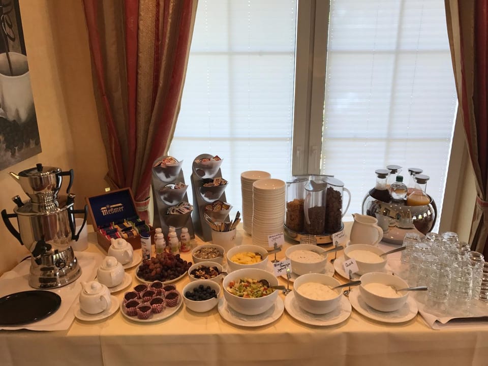 Buffet breakfast