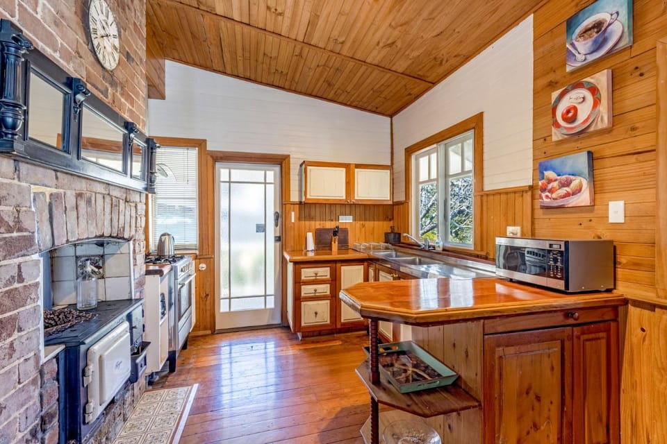 Keira Cottage House in Katoomba
