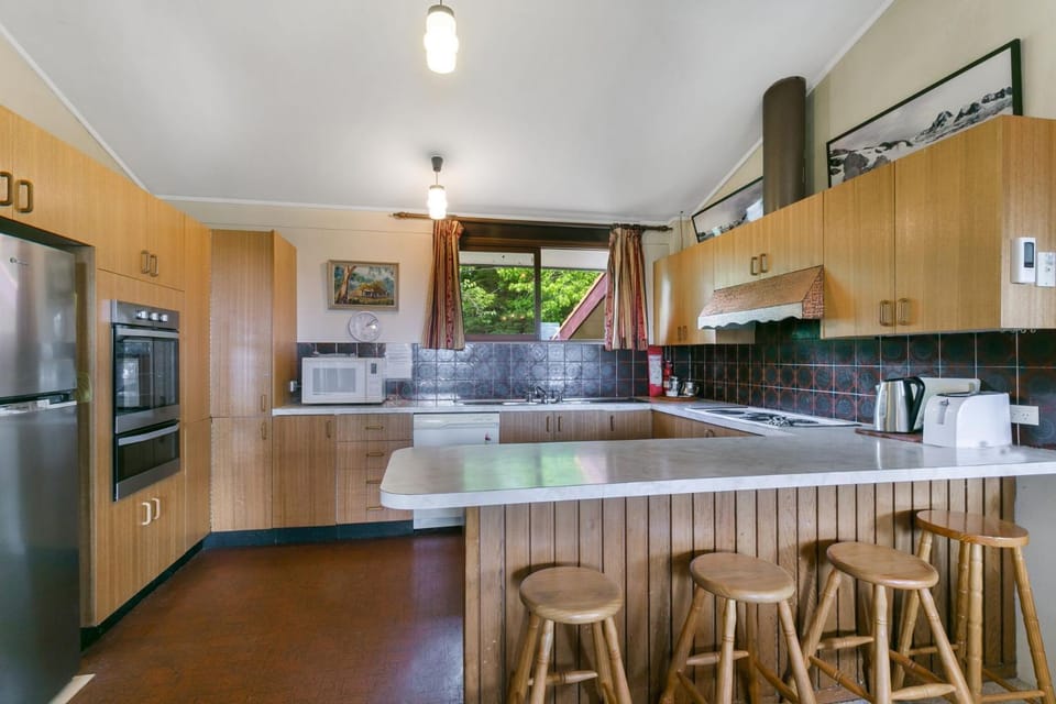 Solitary View House in Wentworth Falls