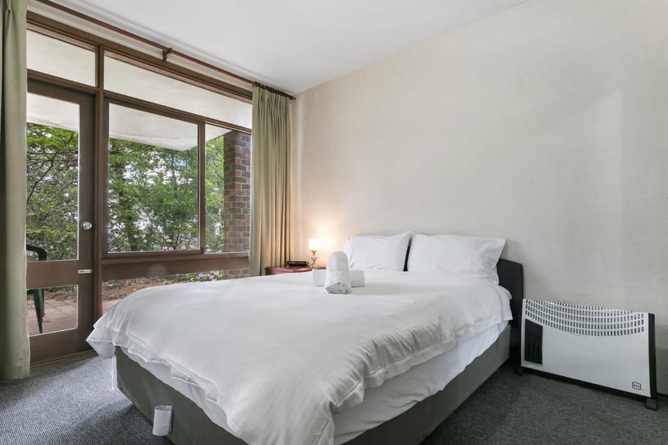 Solitary View House in Wentworth Falls