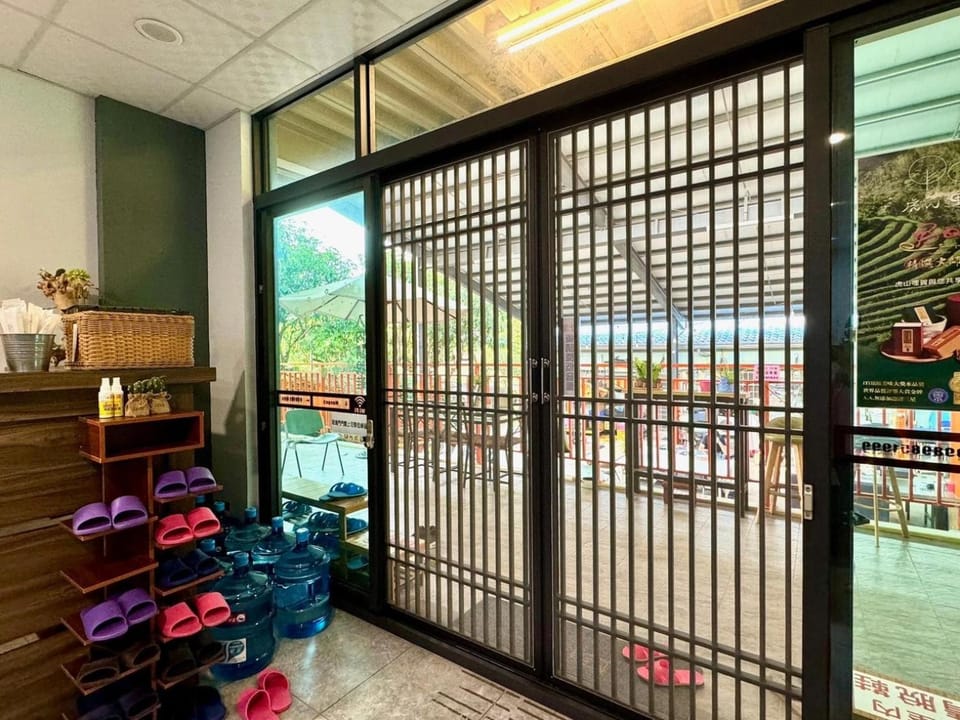 虎山哩賀 Hello-Hu Shan 月租套房19800起 Vacation rental in Kaohsiung