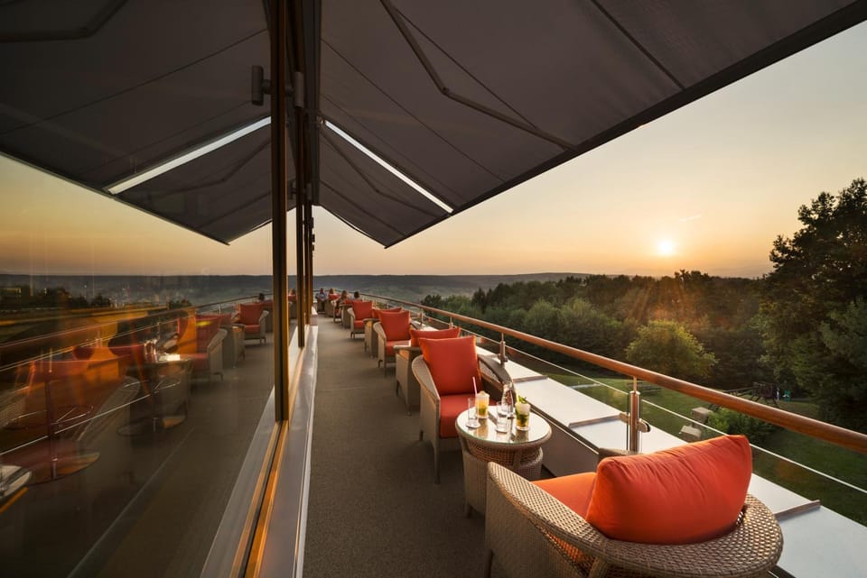 View (from property/room), Lounge or bar, Sunset