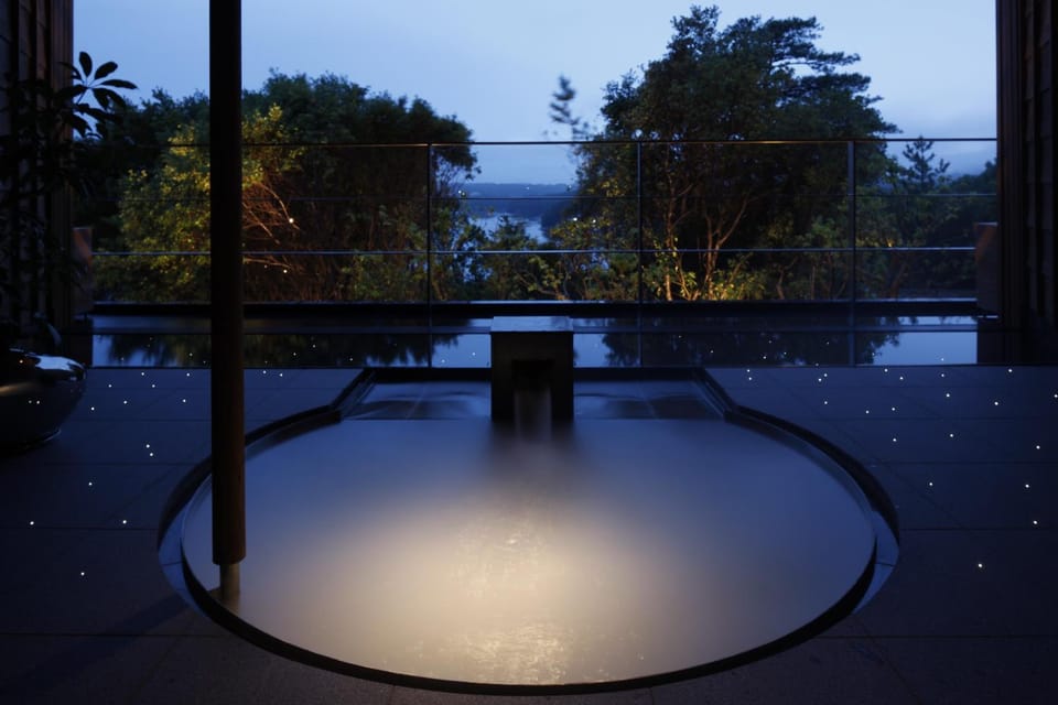 Bathroom, Balcony/Terrace, Sea view