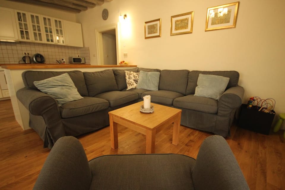 Living room, City view