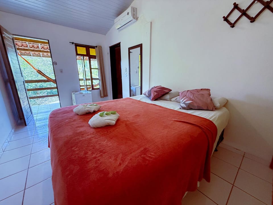 Bed, Bedroom, towels, air conditioner