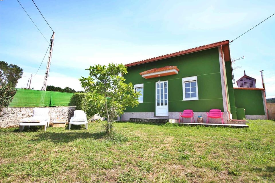 Casa Tella House in Bergantiños