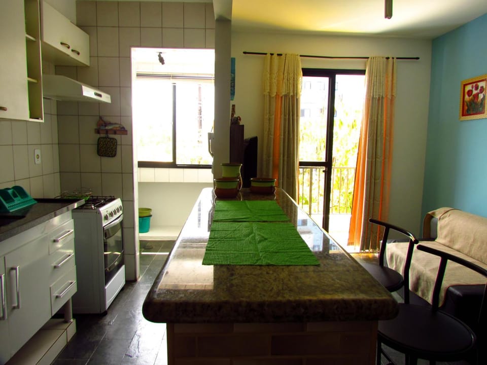Communal kitchen, On site, Meals, Lunch, Dinner, Family