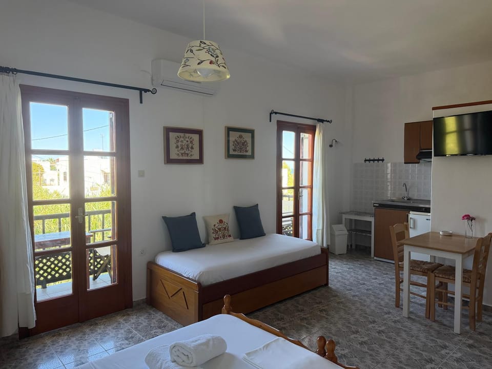 Pagonis Studios Skyros Apartment in Euboea