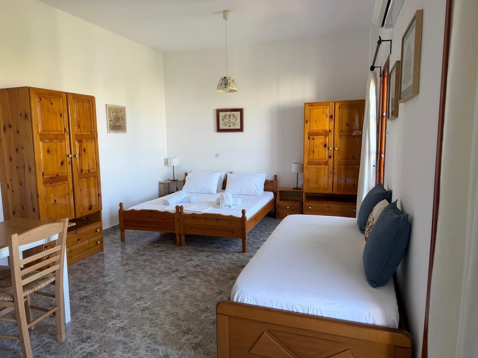 Pagonis Studios Skyros Apartment in Euboea