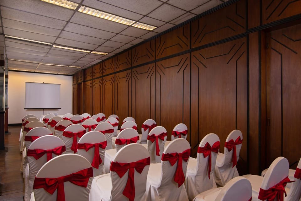Meeting/conference room