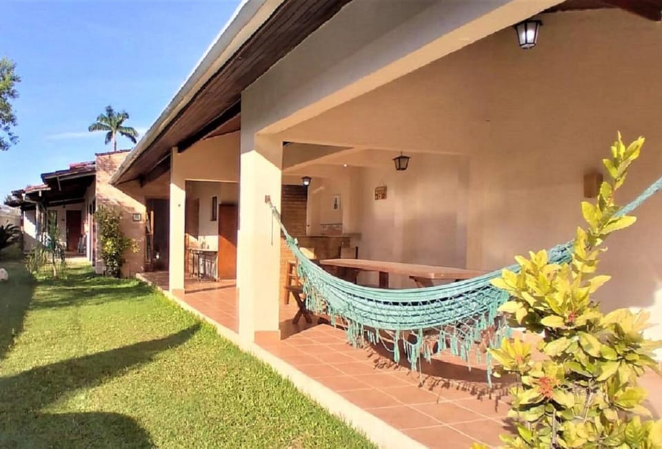 Property building, Patio, Spring, Summer, BBQ facilities, Garden, Seating area, Garden view, pet friendly