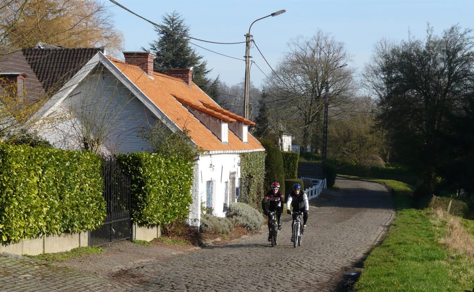 Cycling, Street view