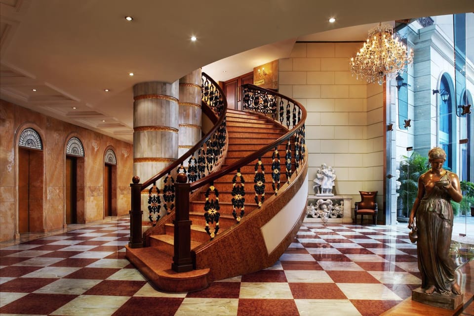 Lobby or reception, Decorative detail