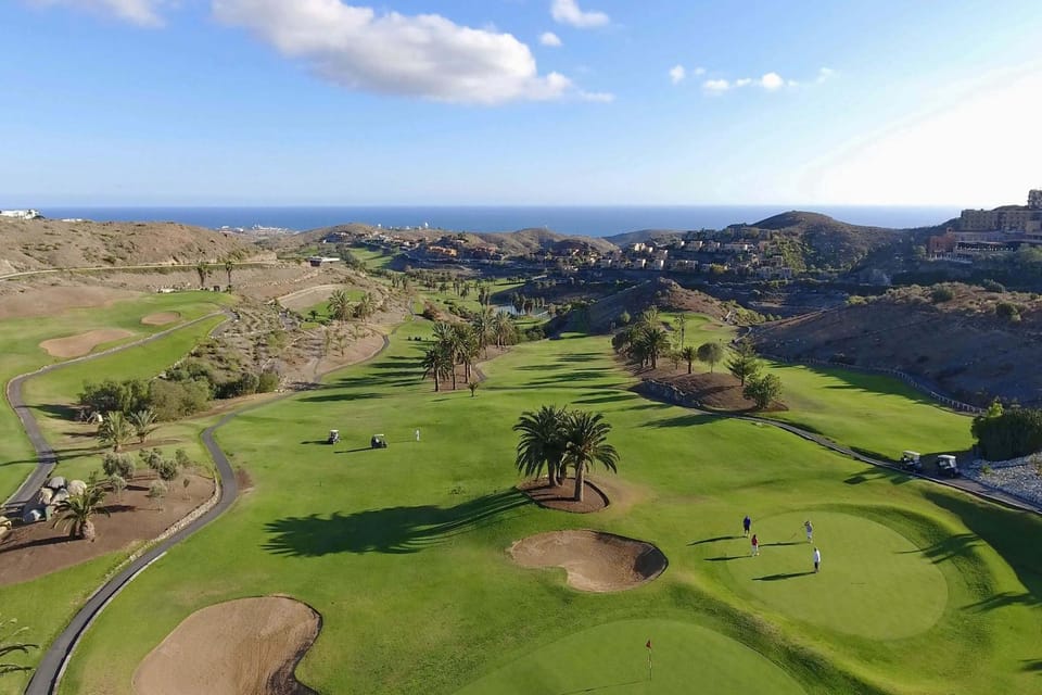 Salobre Par 4 No6 House in Comarca Sur