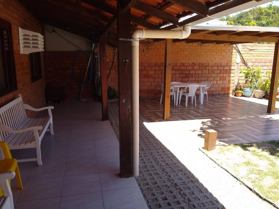 Casa em bombinhas - sc House in Porto Belo