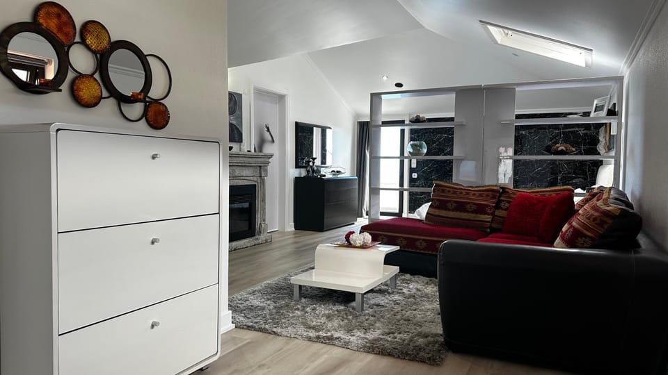 Living room, VIP