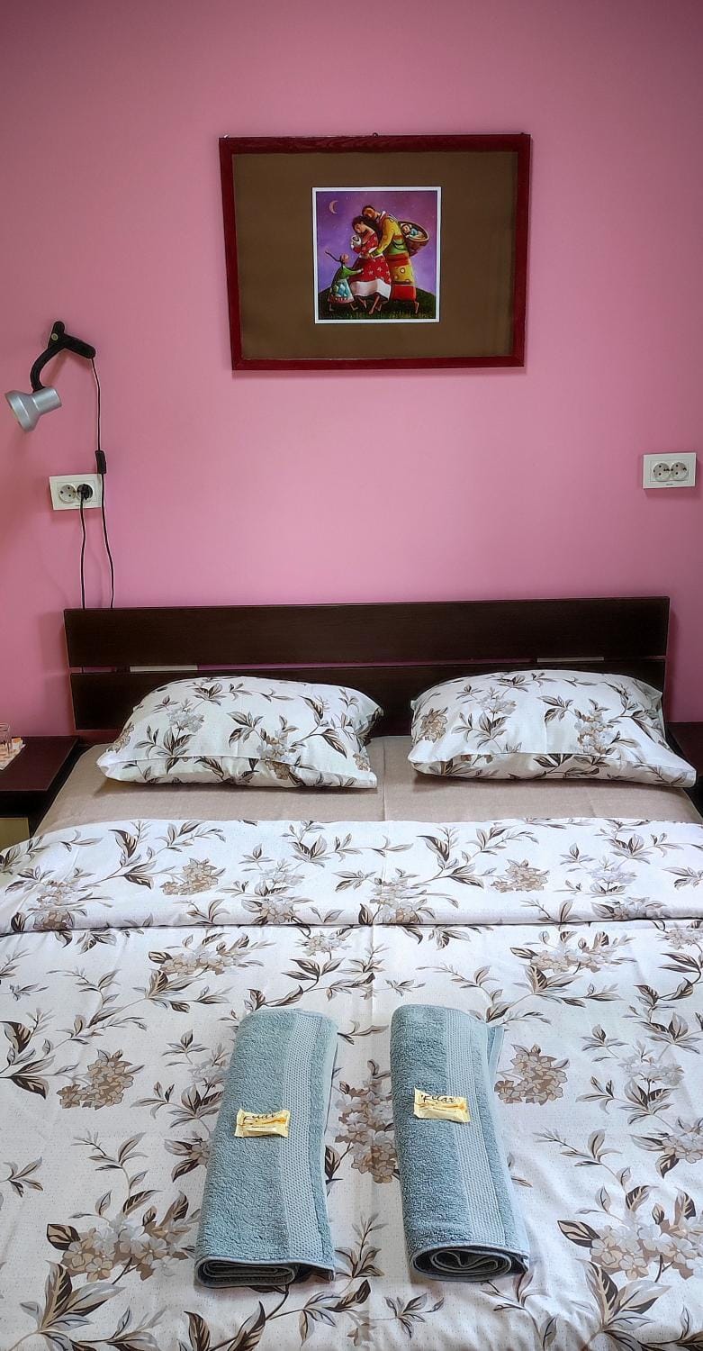 Стаи за гости ОРЕХА Троян Private rooms Oreha Bed and Breakfast in Bulgaria