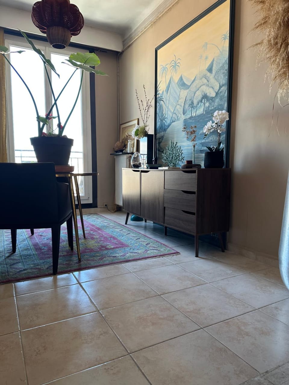 Seating area, Dining area