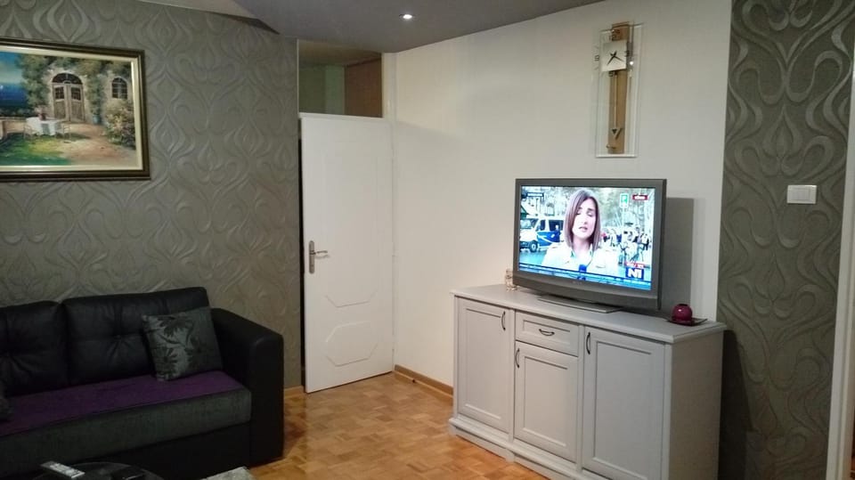 TV and multimedia, Seating area