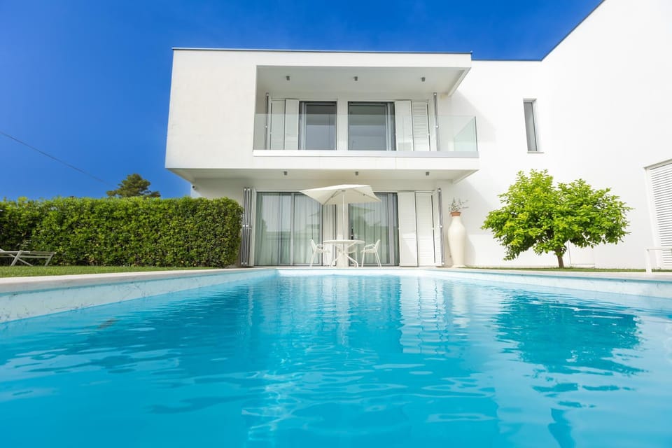 Property building, Swimming pool