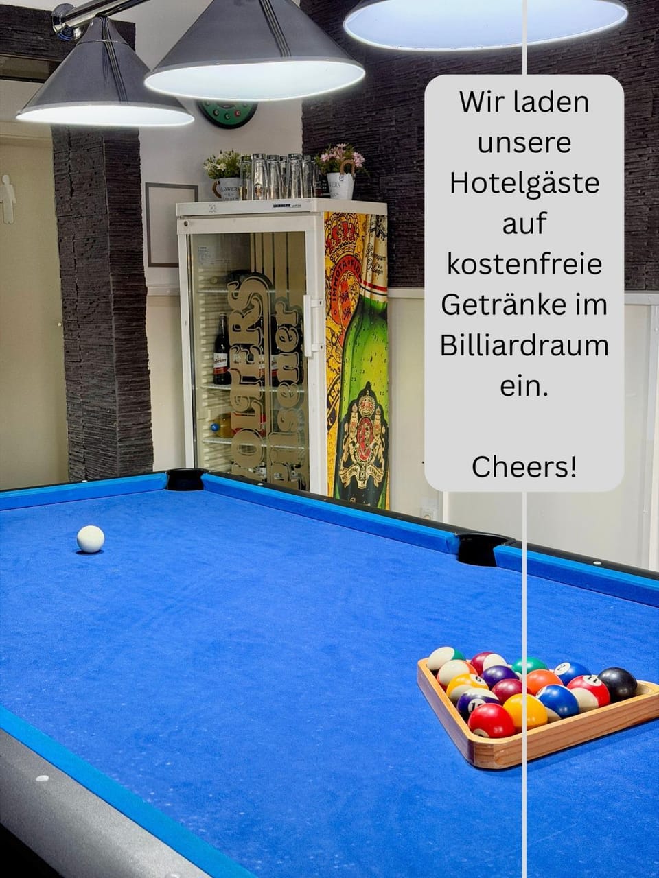 Billiard, Game Room, Drinks