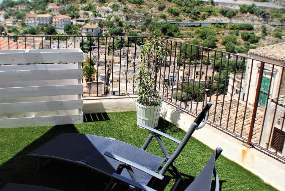 Hot Tub, Balcony/Terrace