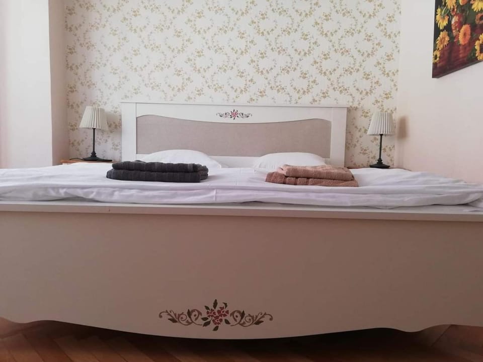Casa Gloria Sibiu Bed and Breakfast in Sibiu