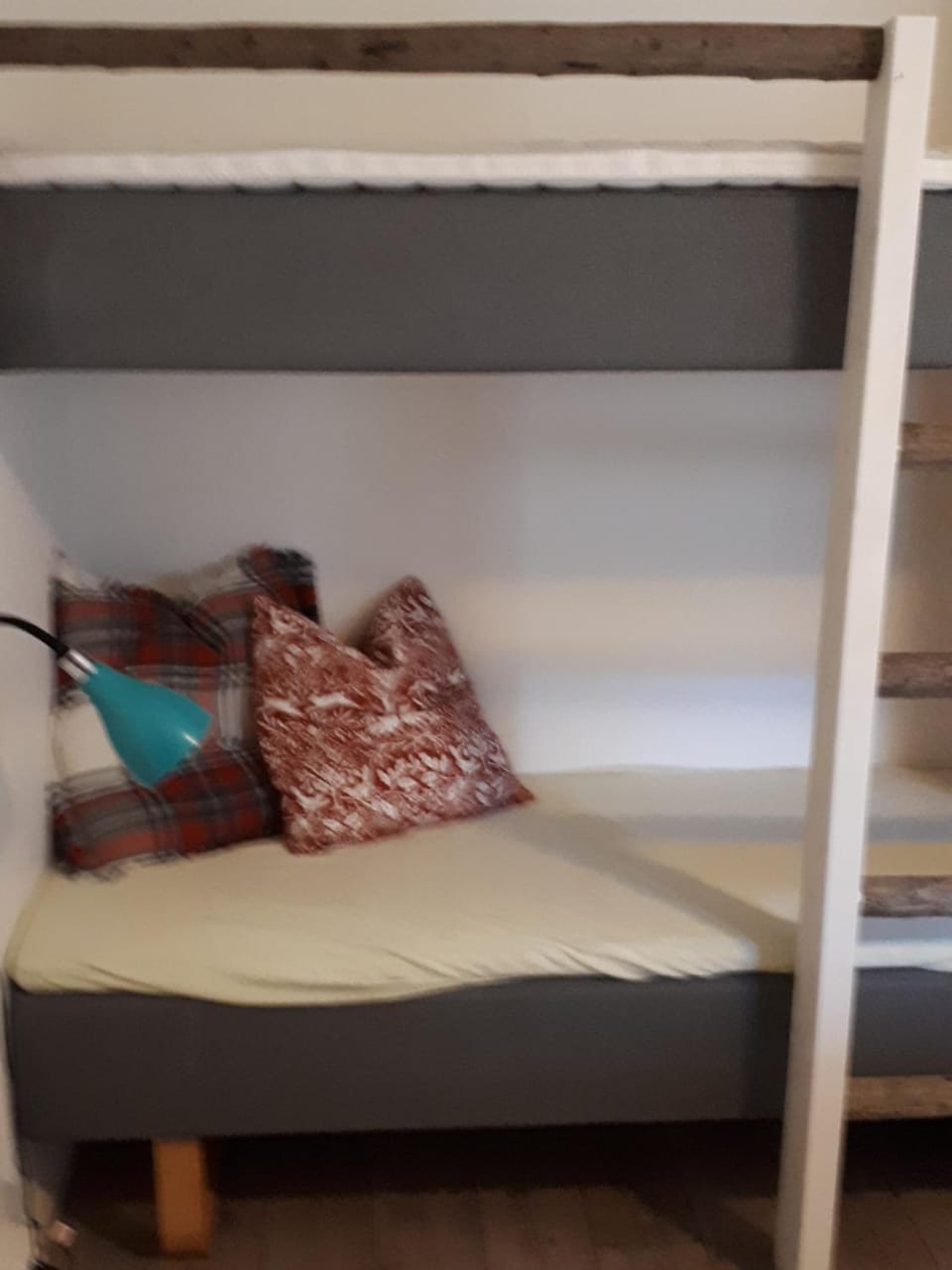 bunk bed