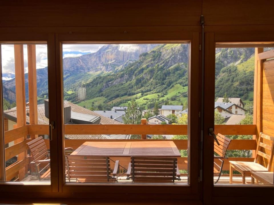 View (from property/room), Mountain view