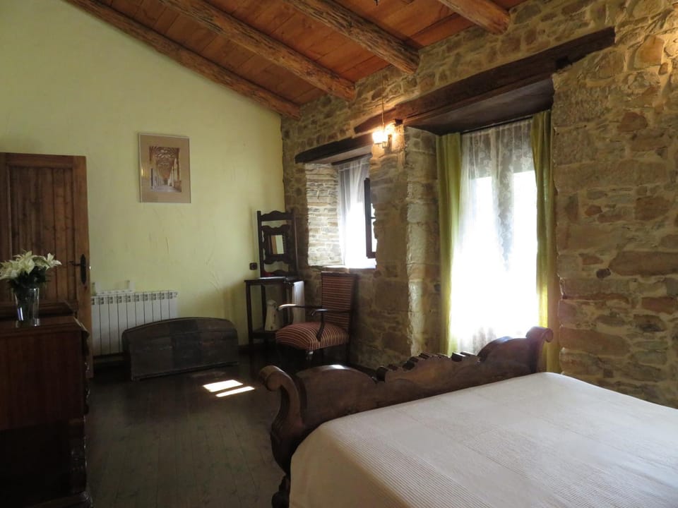 Neverending Bierzo Country House in Castile and León