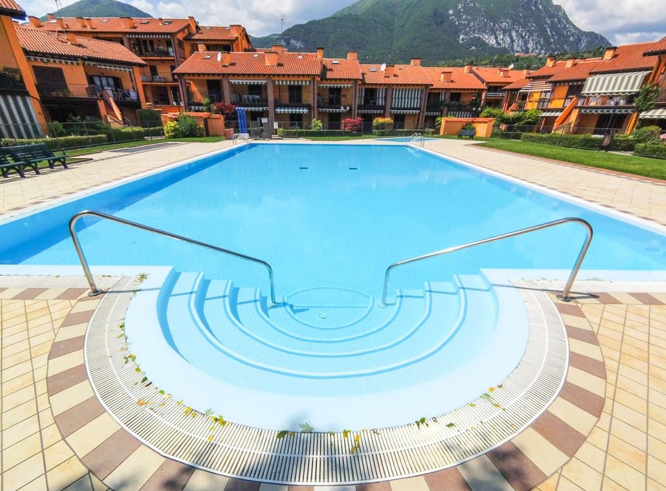 Property building, Spring, Day, Summer, On site, Mountain view, Pool view, Swimming pool