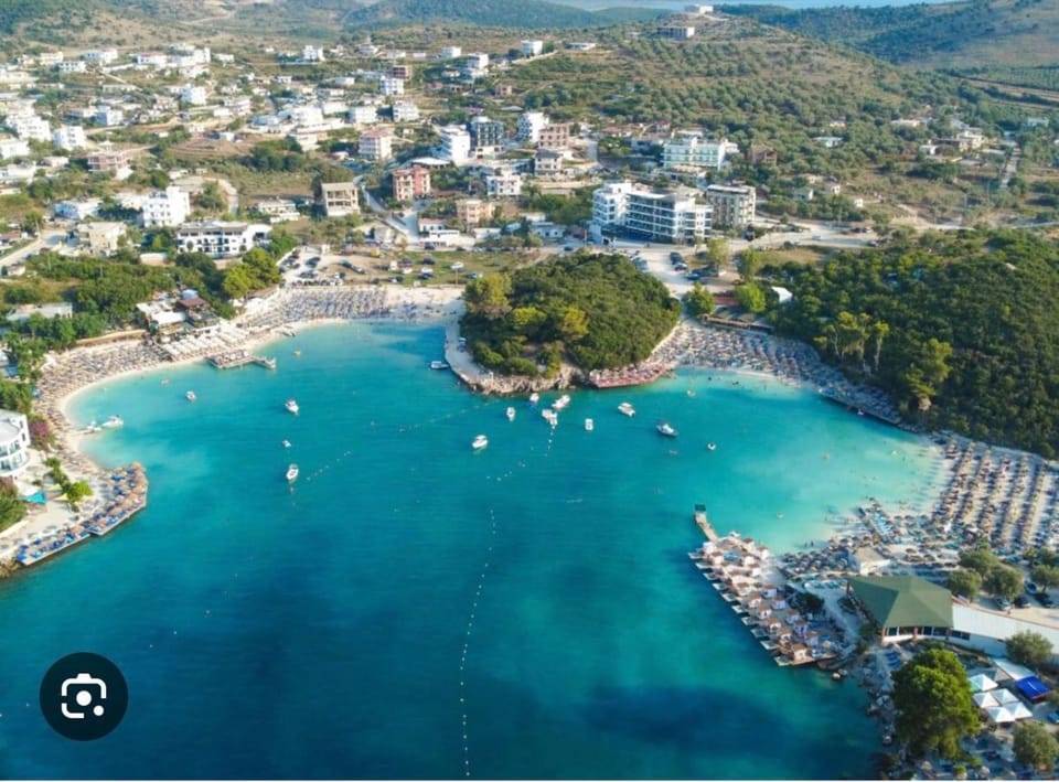 Vila Kylie Bed and Breakfast in Ksamil