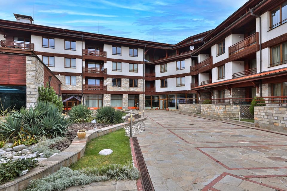 Property building, Garden