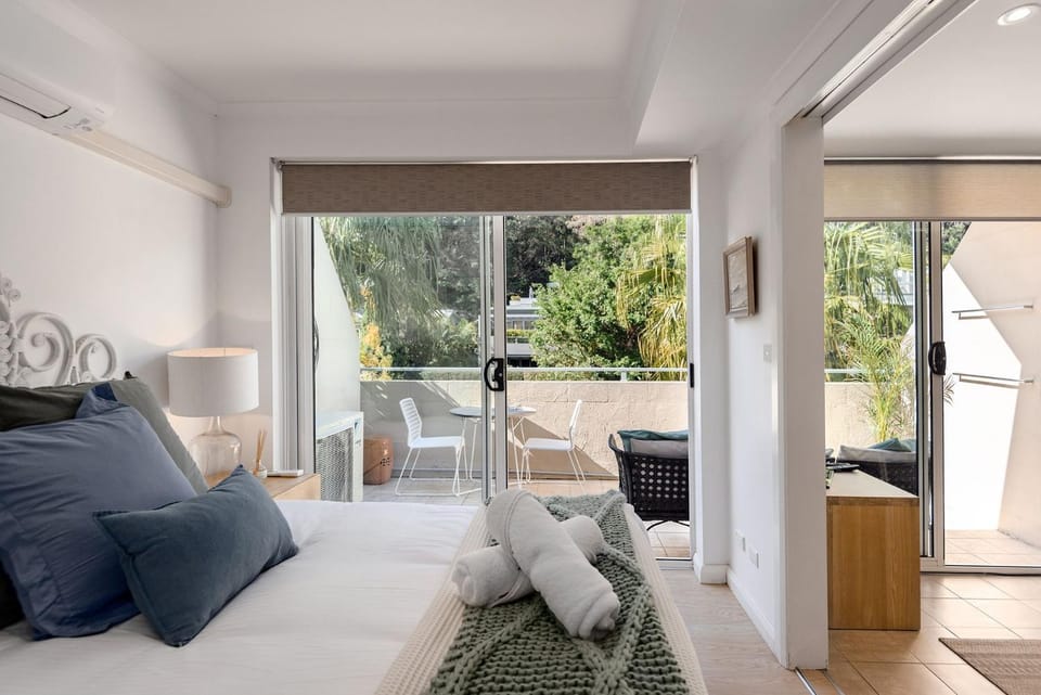 Bed, Balcony/Terrace, Bedroom, Garden view, towels