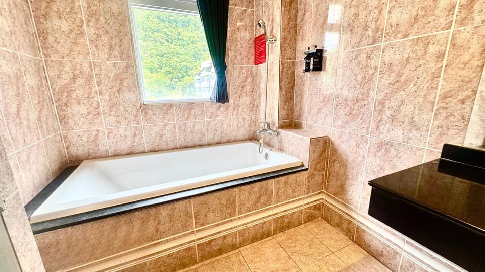 Bathroom, Bath